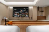 JULY · Qiyue Hotel (Linhai Intime City & Linghu Scenic Area Branch) - Airport Shuttle