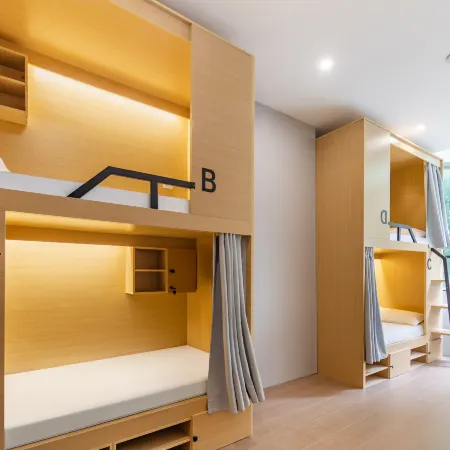 Xingdu International Hostel (Jiangnanxi Binjiang East Road Subway Station and Near Canton Tower)