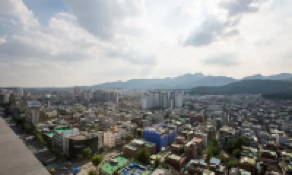 Dobong Hotel Bay204 โรงแรมใกล้เขาพูกันซาน