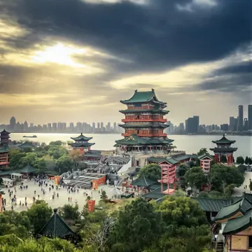 Nanchang • Tengwang Pavilion SOULMATES • AWAKENING | Cinema-themed Light Residence Hotel Hotels near Jiangxi Provincial Museum