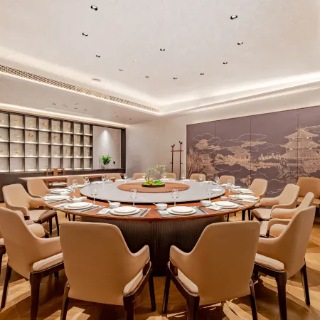 Fenglin International Hotel（Jiujiang Hukou High-Speed Railway Station Store）