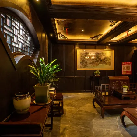 Changde Hejie Yiju Life Hotel