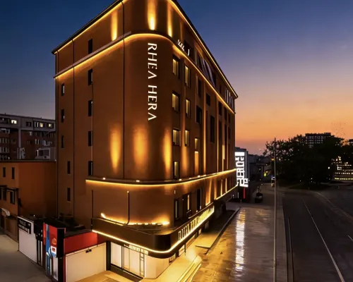 RHEA HERA | Ruiya Hela Hotel (Shenyang Huaiyuanmen Youth Street Subway Station) Hotels near Shenhe