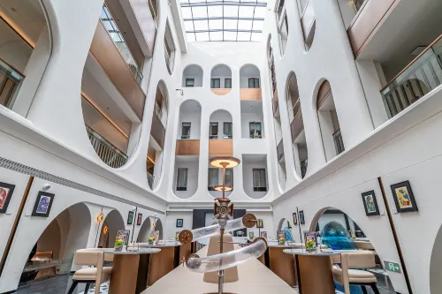 YEE HOTEL(SHANMIAM) - Romantisk