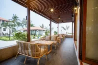 Natural Beach Resort (Thasala) - breakfast
