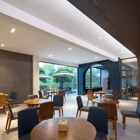 Ceramic Jian Shanju Resort Hotel (Jingdezhen Yuyao Jingxiang Branch)