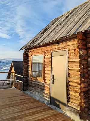 Baihaba Tingmeng Homestay (Baihaba Scenic Area) - Bergblick