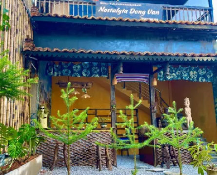 Nostalgia Dong Van Homestay Ha Giang by D Home โรงแรมใน