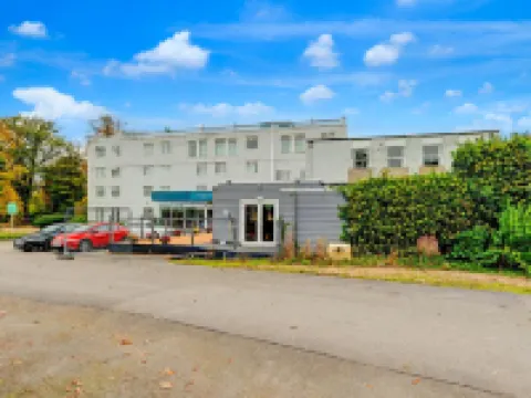 Manchester Airport Stanley Hotel by Belvilla Hotels in Wilmslow