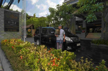 โรงแรมบูทีก The Vira Bali & Suite