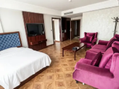 Jardine business hote Hotels in Sonid Right Banner