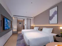 Lifeng Hotel Lianyungang East Railway Station Branch 連雲港のホテル