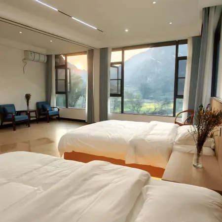 Guangnan Taoxi Riverside Homestay