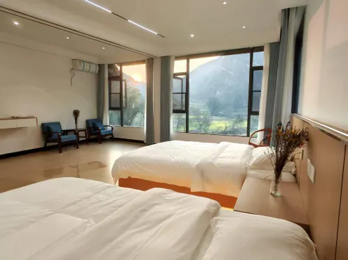Guangnan Taoxi Riverside Homestay - con vista montagne
