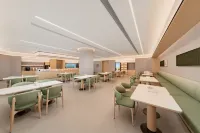 Quanji Hotel (Ordos Kangbashi Music Fountain Square Branch)