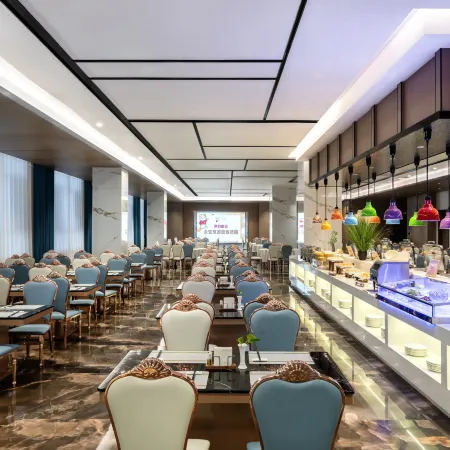 Zhangye Yinzun International Hotel (Zhangye Old Street West Railway Station)