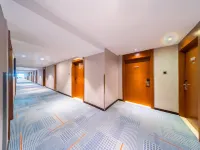 Heyi Hotel (Xining Daxin Street Night Market Central Square Branch) Hotel di Xining
