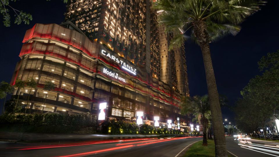 Model J Hotel BSD Carstensz
