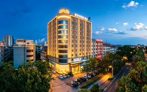 Yeste International Hotel (Qinzhou Beibuwan Gulf Avenue ) - 3-Star