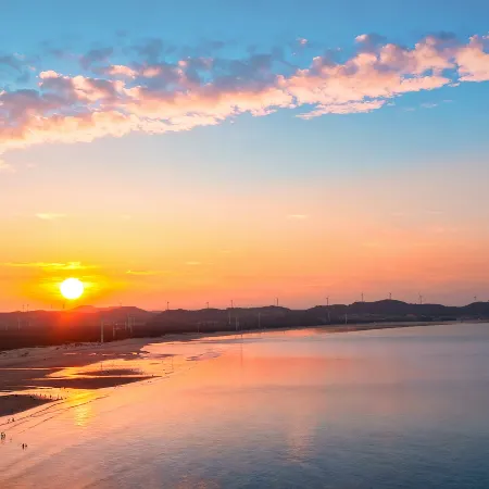 Pingtan Leisure Fun Sunset Seaview Holiday Homestay (Changjiangao Beach Branch)