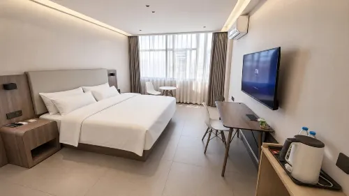 Yunqi Hotel (Columbus Square, Siyang County Hospital)