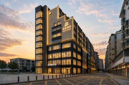 Jiangmen LOFEI Luofei Design Hotel (XinhuI Mingyuan Xintiandi Plaza)