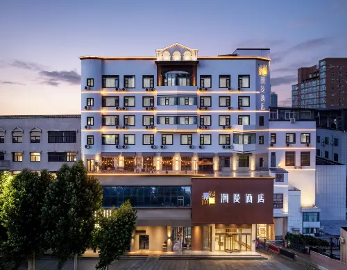 ZMAX HOTELS (Luoyang Wangfujing Wanda Plaza Branch)