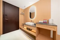 Qingdao Xinshatan Coast Holiday Hotel - 비치