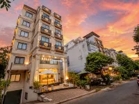 凱麗飯店（西貢會展中心富美興店） Sân vận động CIS附近的飯店