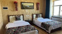 Guoyan’s Wooden Hotel - Pet friendly