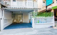 拉恰達城市別墅3號 - 私人泳池