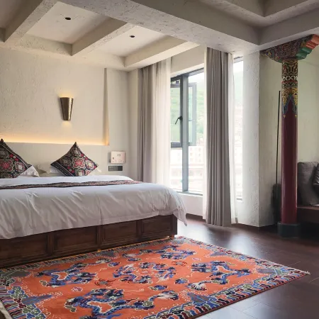Dege Intangible Heritage Hotel