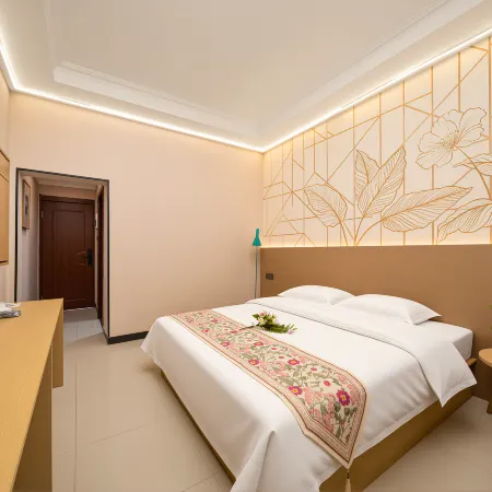 Moonlight Seaside Garden Hotel (Huanhai Road Putao Beach Seawater Bathing Area)