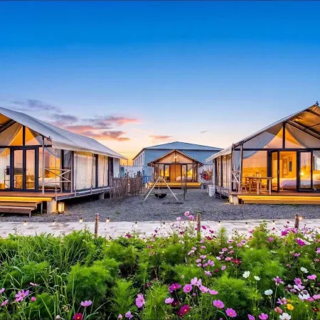 Jiuyue Luxury Boutique Stay (Saihanba Yudaokou Grassland Scenic Area)