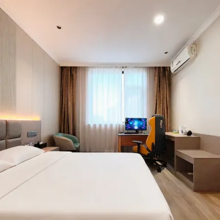 Yaxin E-Sports Hotel (South Wind Square Yuxiangyuan)