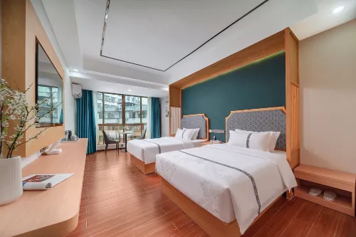 Tian'e Youlaidun Yijing Hotel - Mountain view