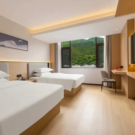 Shenglin Hotel