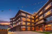 Zhangge Zanba Manor - Parking