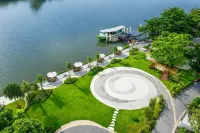 Na Tree Tara Riverside Resort Amphawa Damnoensaduak - Pools