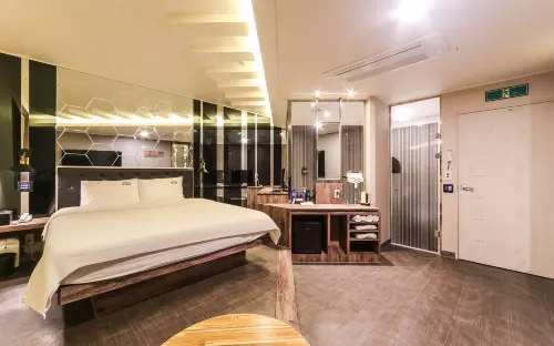 Ulsan Seongnam-Dong Hotel Marr - Gym