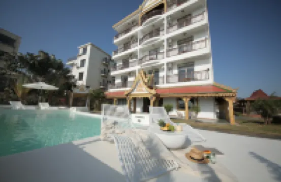 Lanna Sea-view Hotel Hotel berhampiran Zhuzailing