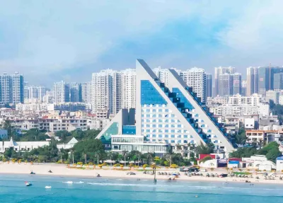 Beihai Road Haida Hotel (Qiaogang Beach Qiaogang Style Street) Hotels near Hongren International Plaza