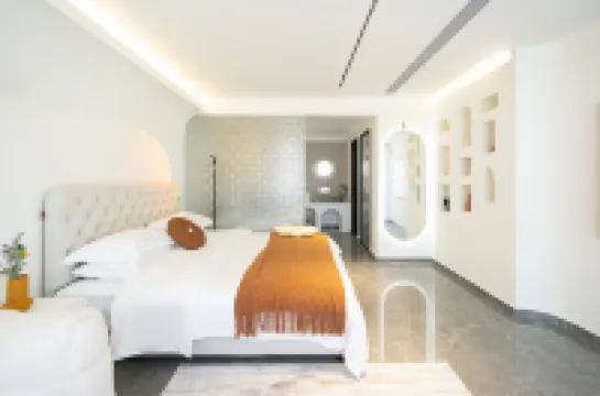 Shanghai Chuyu Designer Homestay