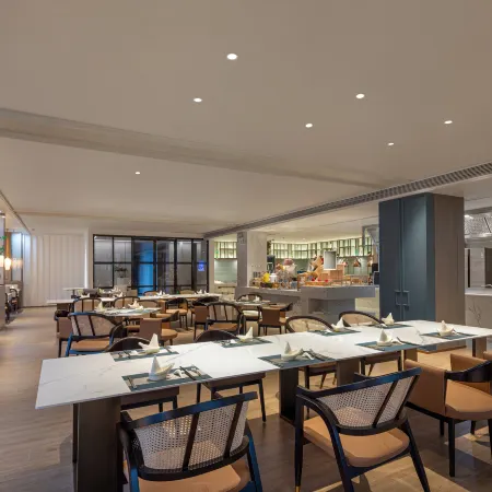 Wyndham Garden Hotel Pu'er Mojiang Elmstree Home
