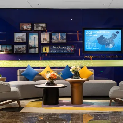 Hampton By Hilton Guangzhou Railway Station Hotels near Guangzhou Train Station