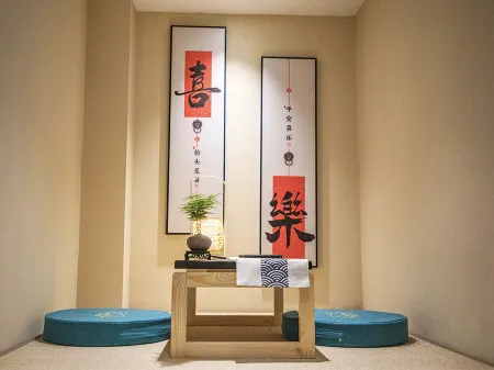 Nafu Hotel (Zhou East Port Spring Plaza Store)