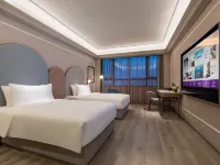 Mercure Qinhuangdao Dwontwon Hotels near JinSanJiao XiaoChi Jie