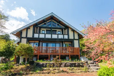 Log House Clover Hotels near Izu-Kōgen Station