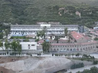Ping Shun Banshan cave holiday estate Hotels in Pingshun