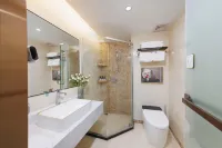 Zhangzhou Shiman Art Hotel (Wuling Square)